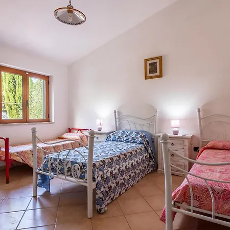 Amazing In With Kitchen